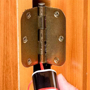 Устранить скрип дверей